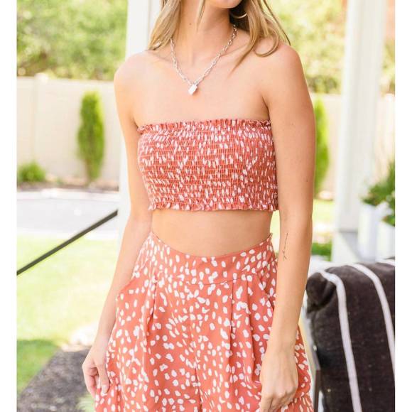 NEW HAILEY & CO catching up for lost time crop top in multi - Picture 2 of 4